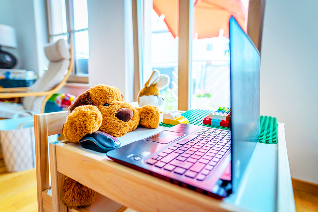 Want A Happy Workspace? Add Dogs!